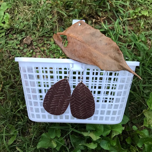WOVEN LEATHER DROP HOOP EARRINGS - Picture 2 of 16